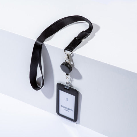 avery-kit-porta-badge-110x68-mm-cordoncino-440x20-mm-avvolgibile-nero-filo-80-cm-nero-r4828hb-1